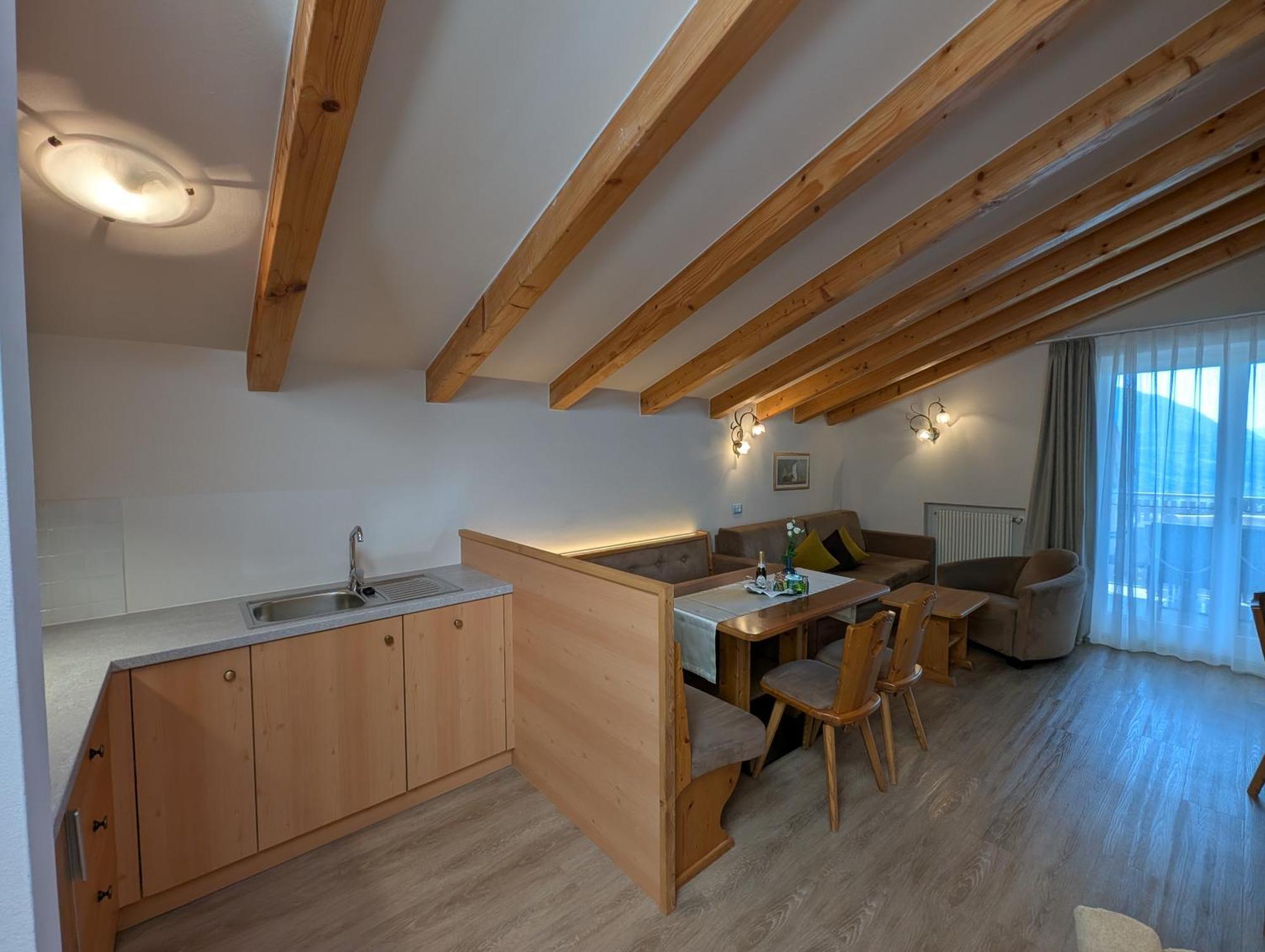 Appartementhaus Residence Hirzer Tirolo Exterior photo